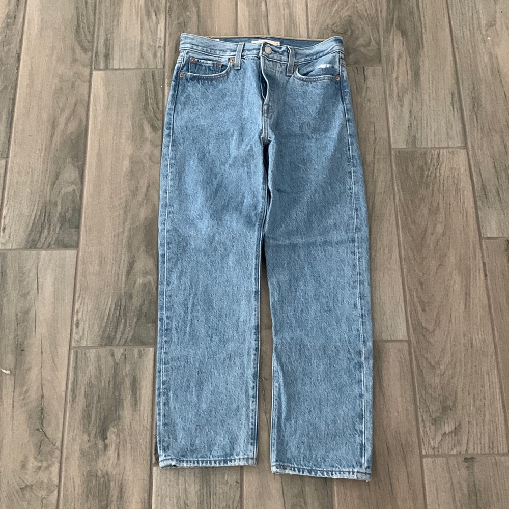 Levi’s wedgie straight jeans